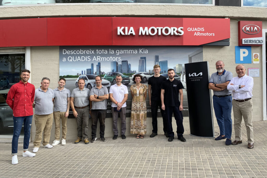 Los centros QUADIS ARmotors de Mataró y Sant Just Desvern reciben el premio Instalación 5 Estrellas de Kia