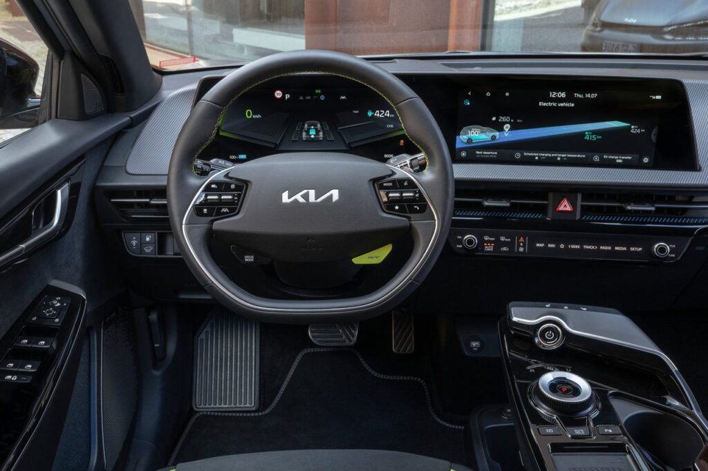 El revolucionario sistema de frenos del Kia EV6 GT recupera 320 kW de energía en una frenada