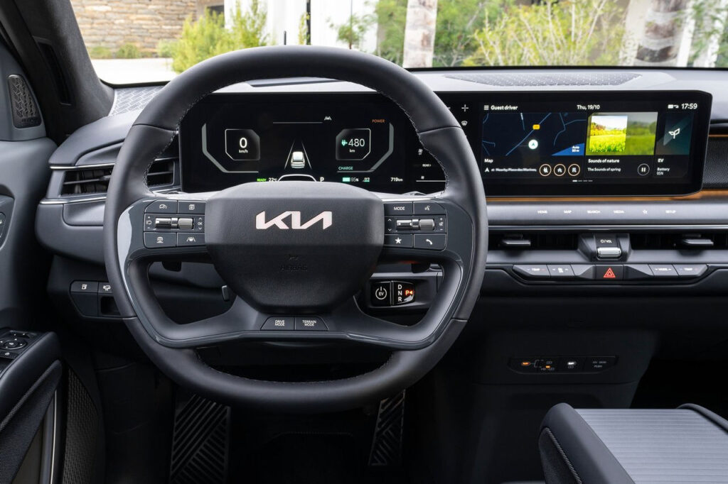 El nuevo Kia EV9 es finalista del premio Car of the Year 2024